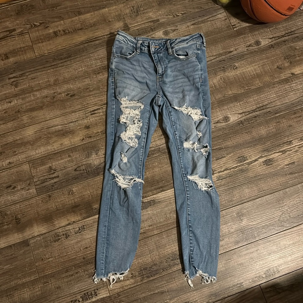 American eagle ripped jeans